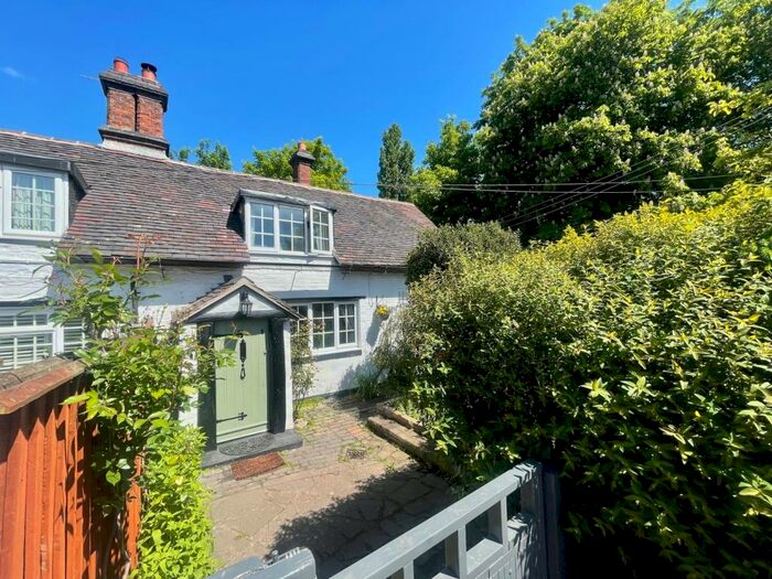 3 Bedroom End Of Terrace House For Sale In Birmingham Road, Lea Marston, Sutton Coldfield, B76