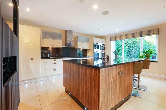 4 Bedroom Detached House For Sale In Binton, Stratford-upon-Avon, CV37
