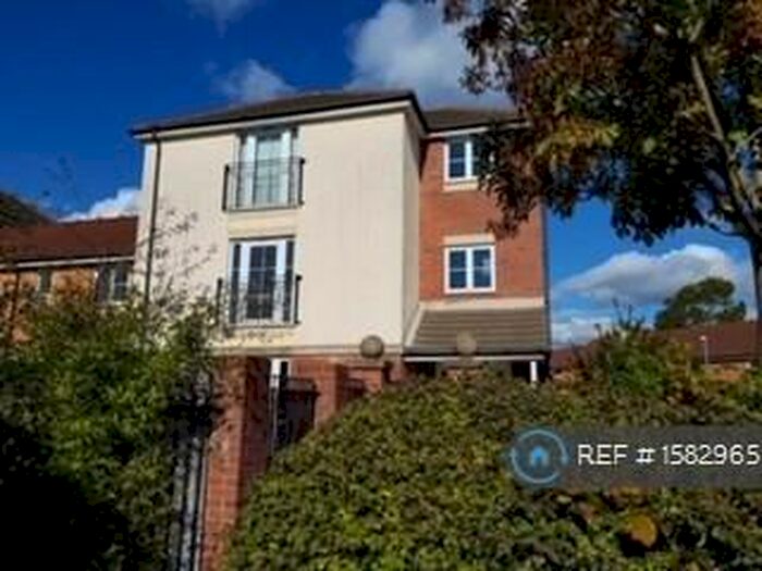 1 Bedroom Flat To Rent In Trento House, Portsmouth, PO2