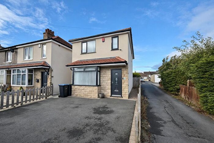 3 Bedroom Detached House For Sale In Ridgeway, Wrose, Shipley, BD18