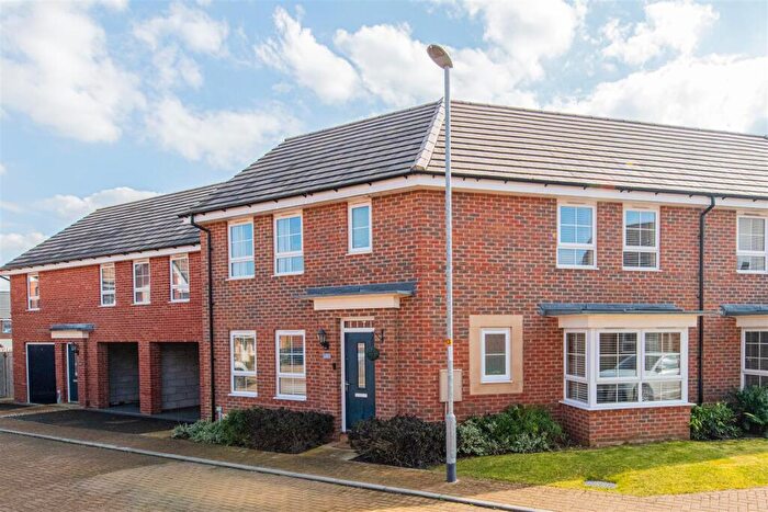 3 Bedroom Semi-Detached House For Sale In Haddon Avenue, Barton Seagrave, Kettering, NN15