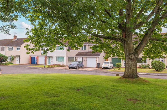 3 Bedroom Semi Detached House For Sale In Manor Park, Norton Fitzwarren, Taunton, Somerset, TA2