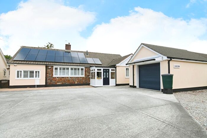 5 Bedroom Detached Bungalow For Sale In Alverdiscott Road, Bideford, EX39