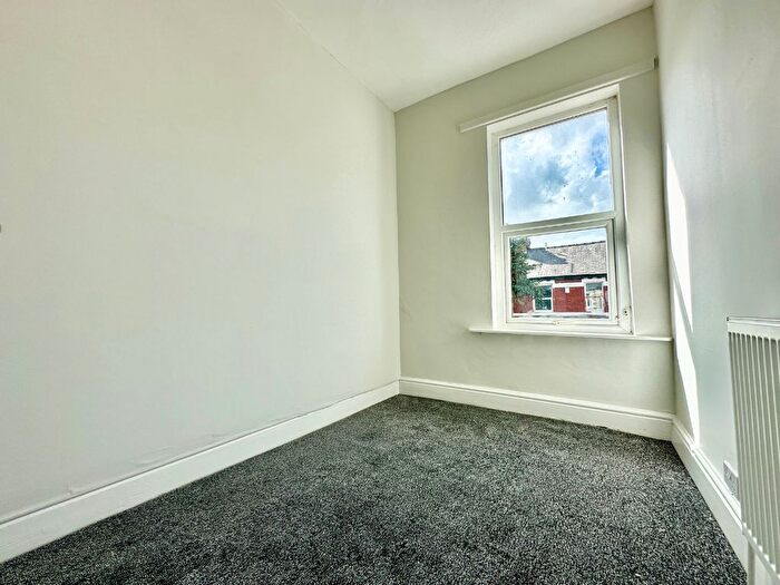 4 Bedroom Terraced House To Rent In St Heliers Road, Blackpool, FY1