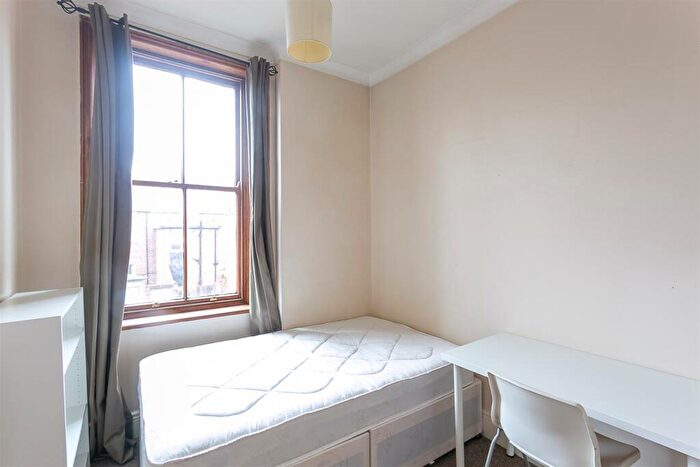 5 Bedroom Maisonette To Rent In Glenthorn Road, Jesmond, Newcastle Upon Tyne, NE2