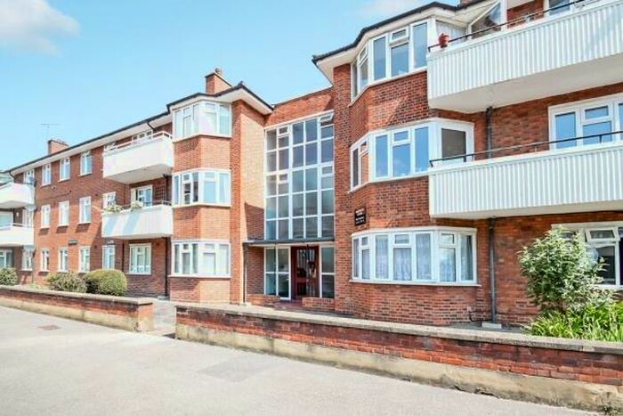 2 Bedroom Ground Flat To Rent In Surbiton Road, Kingston Upon Thames, KT1