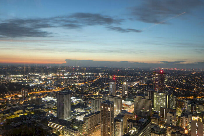 Flat To Rent In Enclave Croydon, CR0