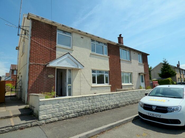 3 Bedroom Property To Rent In Maescader, Pencader, Carmarthenshire, SA39