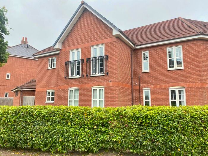 2 Bedroom Apartment To Rent In St Georges Court, Wychwood Village, CW2