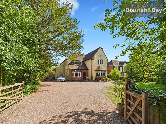 5 Bedroom Detached House For Sale In Newport Road, Stafford, ST16