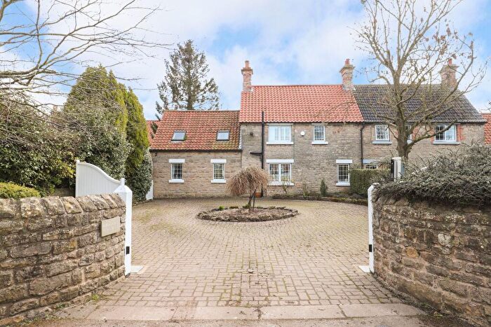 3 Bedroom Semi-Detached House For Sale In Willow Cottage, The Square, Elmton, S80
