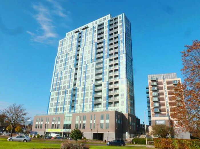 2 Bedroom Apartment To Rent In Cotterells, Hemel Hempstead, HP1