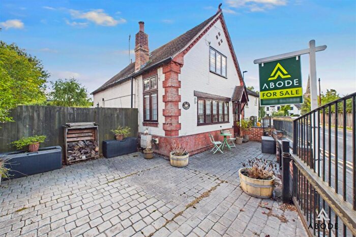 2 Bedroom Detached House For Sale In Station Road, Rolleston On Dove, DE13