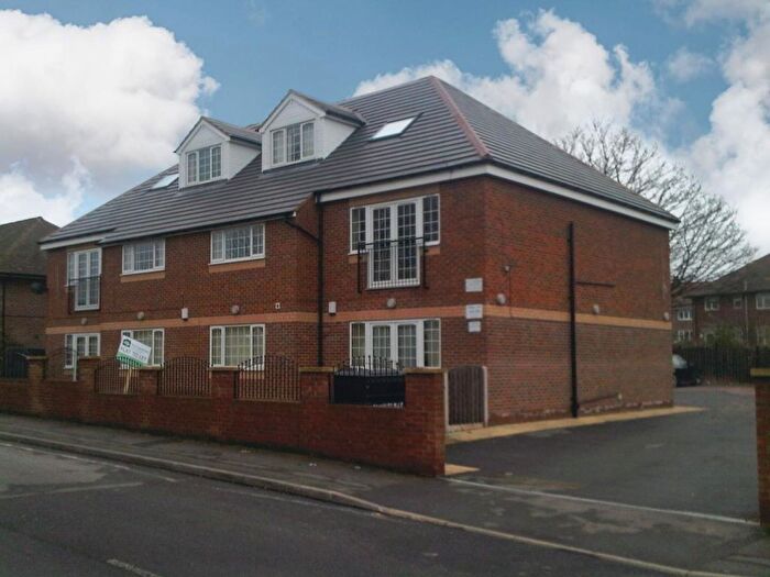 1 Bedroom Flat To Rent In Cherry Tree Street, Hoyland, S74