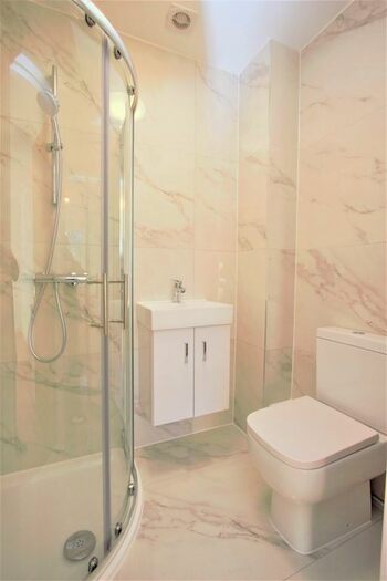 Property To Rent In Hertford Road, Enfield, EN3