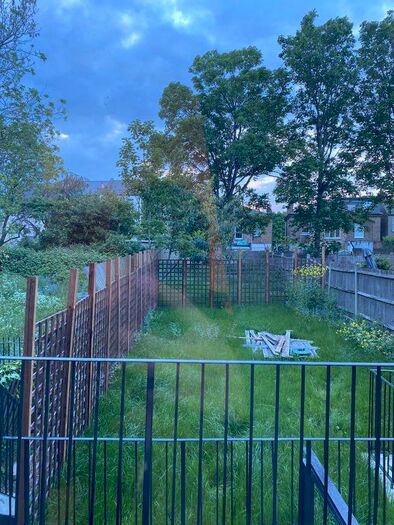 Flat To Rent In Hanley Road, Stroud Green/ Crouch End Boarders, N4