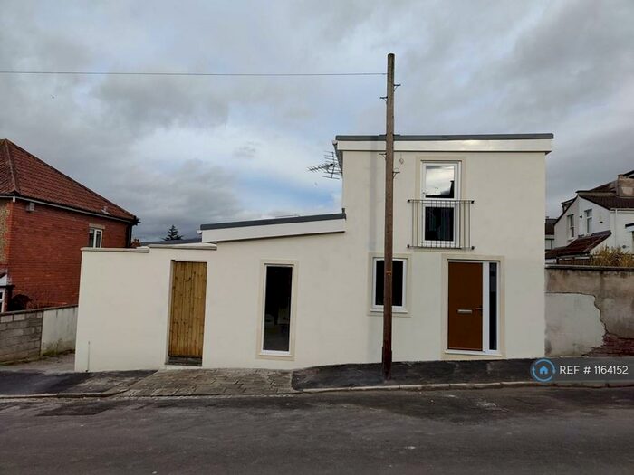 2 Bedroom Detached House To Rent In Runswick Road, Brislington, BS4