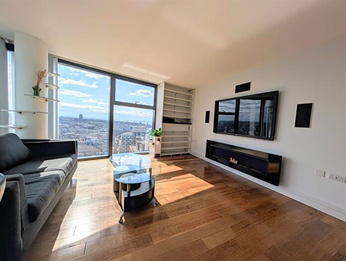 2 Bedroom Flat To Rent In West Tower, Brook Street, Liverpool, L3