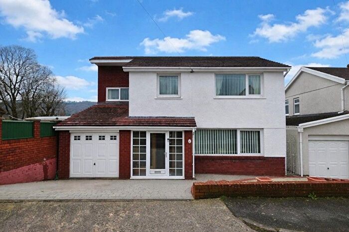 4 Bedroom Detached House For Sale In Furzeland Drive, Neath, Neath Port Talbot., SA10