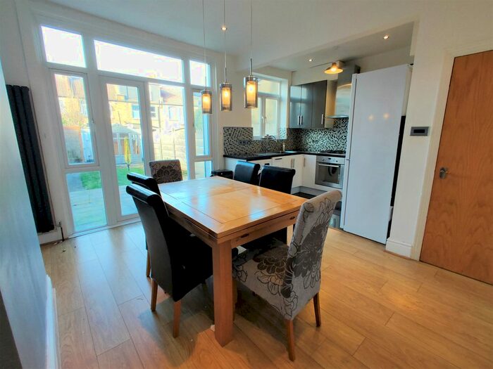 3 Bedroom Terraced House To Rent In Stratford Road, Thornton Heath, London, CR7