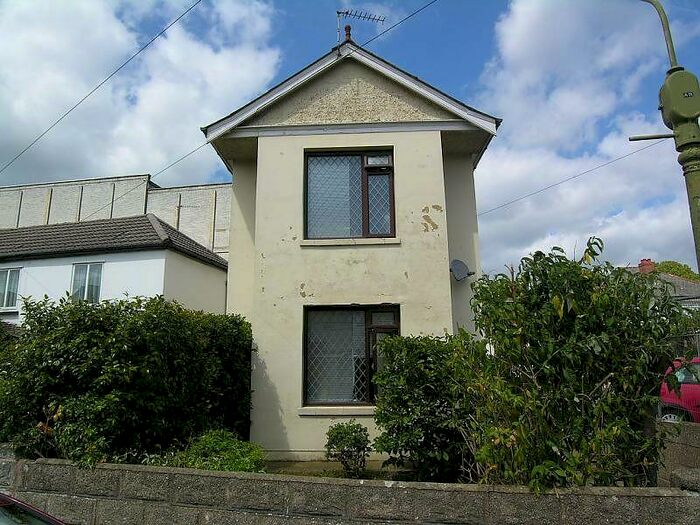 4 Bedroom House To Rent In Bedroom Detached House In Winton, BH9
