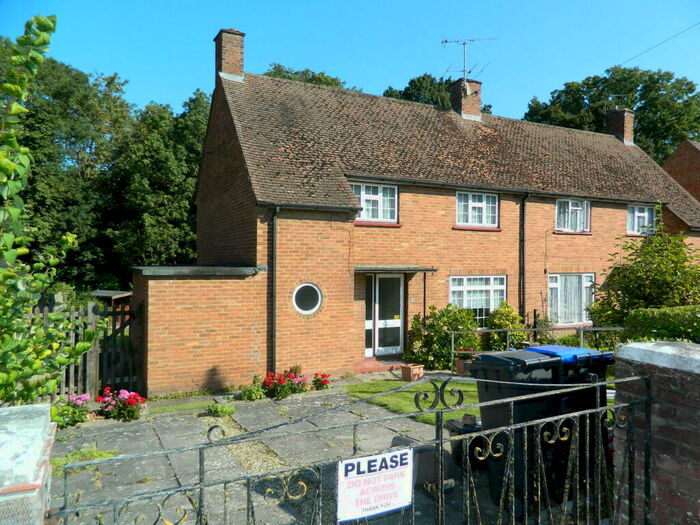 3 Bedroom Semi-Detached House To Rent In Stevenson Road, Hedgerley, Buckinghamshire, SL2