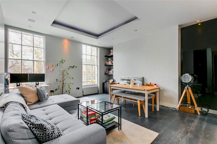 2 Bedroom Flat To Rent In Myddelton Square, London, EC1R