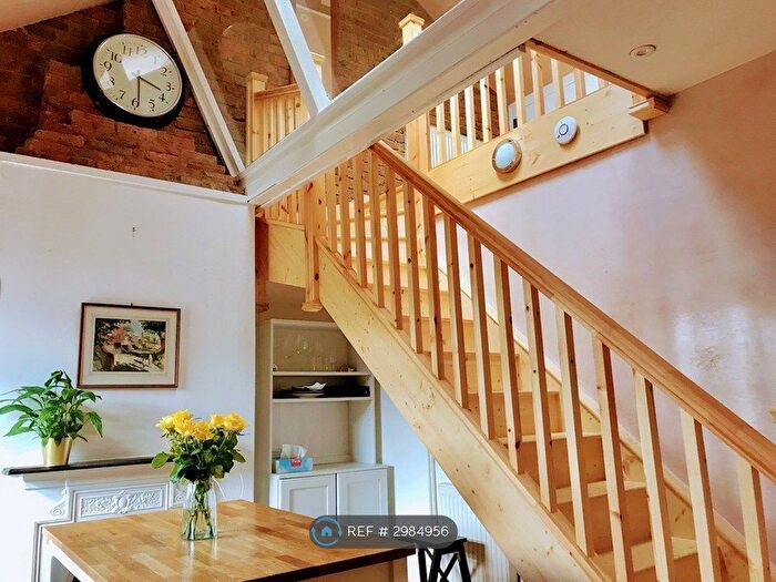 2 Bedroom Flat To Rent In Marsala Road, London, SE13