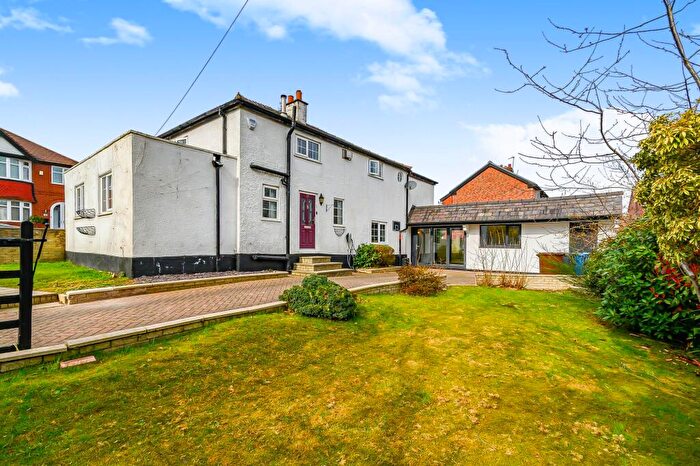 4 Bedroom Detached House For Sale In Dales Lane, Whitefield, M45