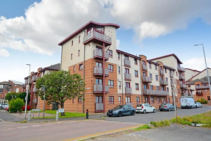 2 Bedroom Flat For Sale In , Rowallan Court, South Beach Road, Ayr, South Ayrshire, KA7