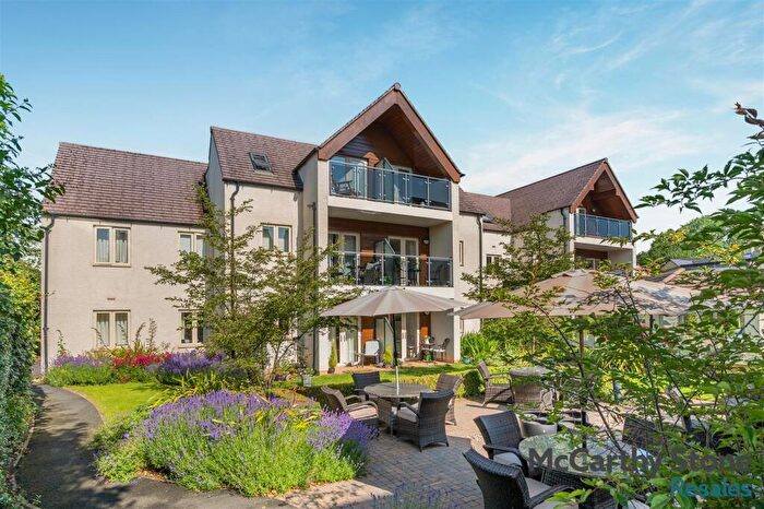1 Bedroom Apartment For Sale In Keatley Place, Hospital Road, Moreton-in-Marsh., GL56