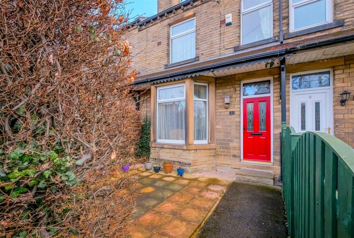 3 Bedroom Terraced House For Sale In Smith House Lane, Brighouse, HD6