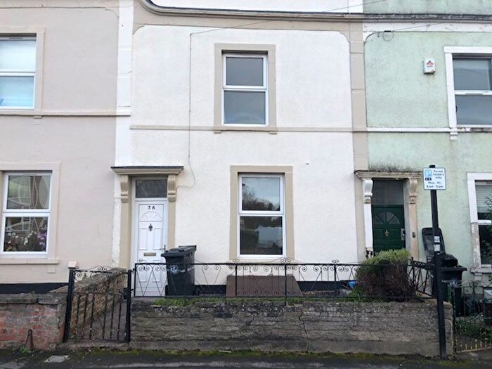3 Bedroom Terraced House To Rent In Goodhind Street, Bristol, BS5