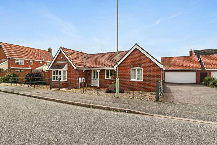 3 Bedroom Detached House For Sale In Seckford Hall Road, Woodbridge, IP12