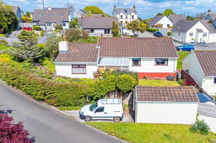 4 Bedroom Detached Bungalow For Sale In Valley View, St. Keyne, PL14