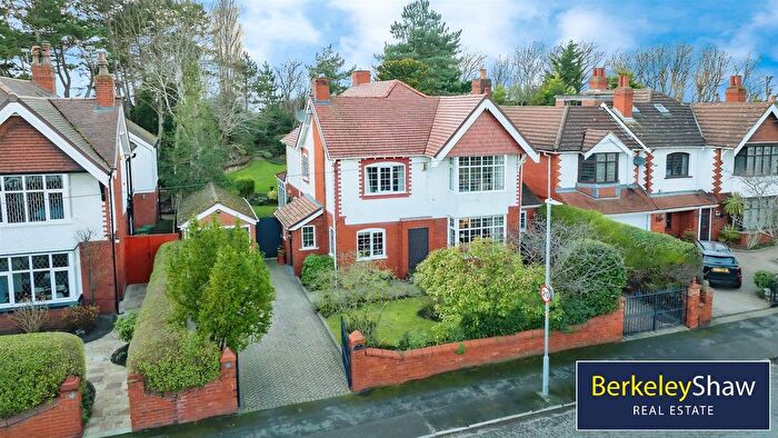 4 Bedroom Detached House For Sale In Blundell Road, Hightown, Liverpool, L38