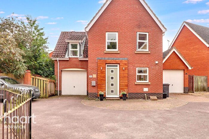 4 Bedroom Detached House For Sale In Beaufort Close, Norwich, NR6