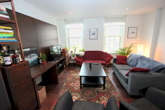 2 Bedroom Apartment To Rent In King Henry Terrace, Sovereign Court, Wapping, E1W