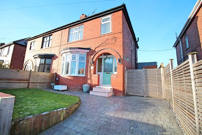 3 Bedroom Semi Detached House For Sale In Eyre Street, Creswell, S80