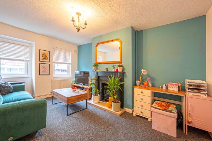 1 Bedroom Apartment For Sale In Regent Place, Leamington Spa, Warwickshire, CV31