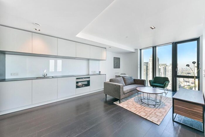 1 Bedroom Apartment To Rent In Amory Tower, Marsh Wall, Canary Wharf, E14