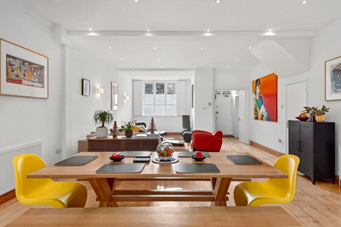 4 Bedroom House For Sale In Exhibition Studios, Sussex Way, N19