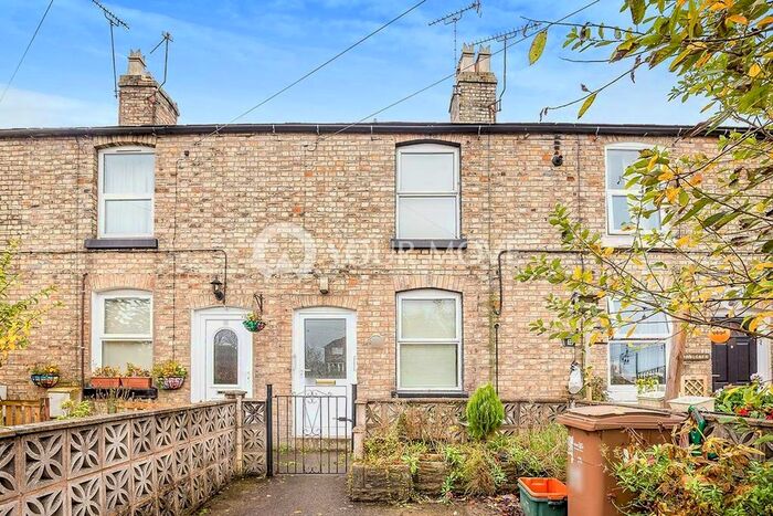 2 Bedroom Terraced House To Rent In Castle Street, Oswestry, Shropshire SY11
