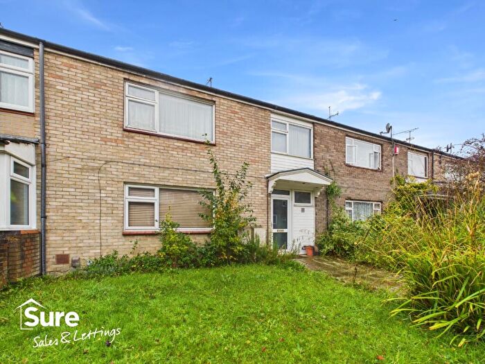 4 Bedroom Terraced House To Rent In Martian Avenue, Hemel Hempstead, Hertfordshire, HP2