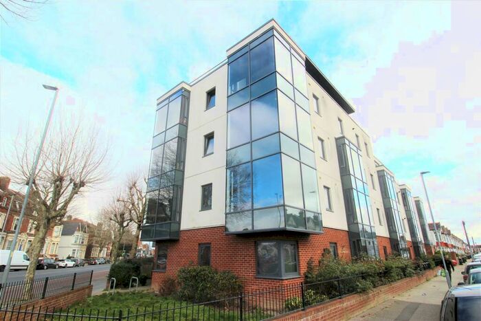 1 Bedroom Flat To Rent In Arabella Court, London Road, North End, Portsmouth, Hampshire, PO2