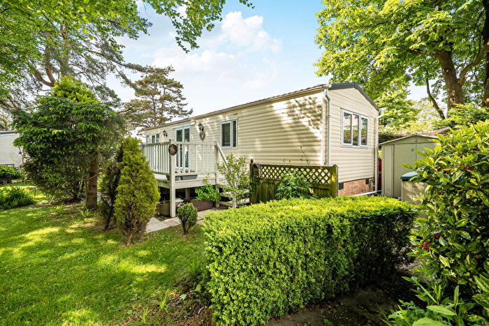 2 Bedroom Park Home For Sale In Shireburne Park, Nr Clitheroe, Lancashire, BB7