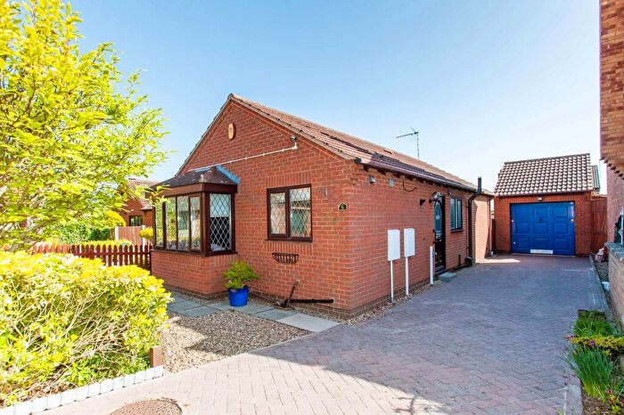 2 Bedroom Detached Bungalow For Sale In Hartington Drive, Creswell, S80