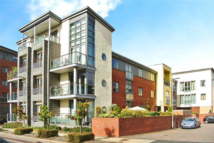 1 Bedroom Apartment For Sale In Fairway Court, Fletcher Road, Gateshead, NE8