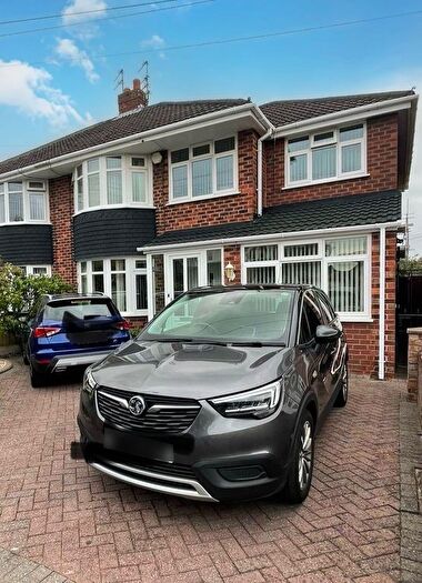 4 Bedroom Semi Detached House For Sale In Keswick Close, Liverpool, Merseyside, L31