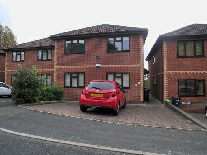 2 Bedroom Flat To Rent In South Park Mews, Brierley Hill, DY5
